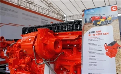 Cummins New - Mae Generation X15 Engine yn gwneud ei ymddangosiad cyntaf yn T...